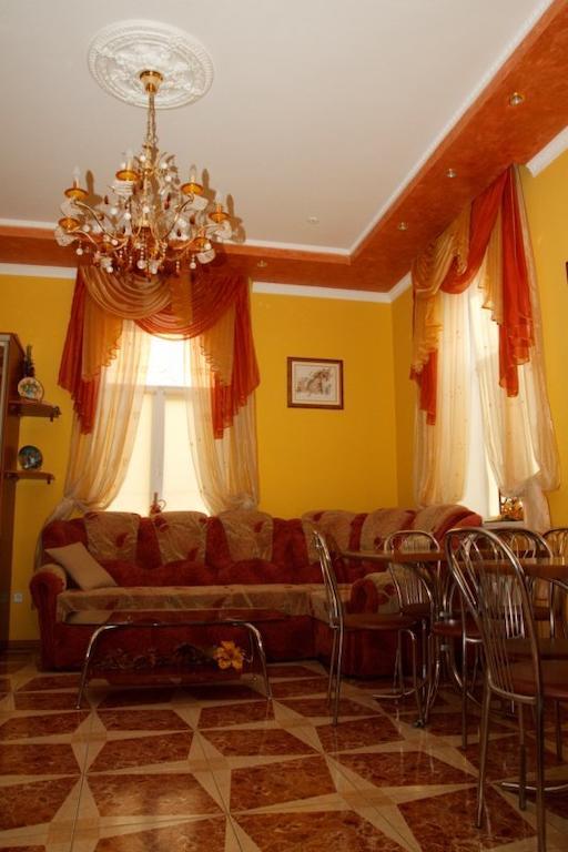 Gostynniy Dvir Hostelテルノーピリ エクステリア 写真