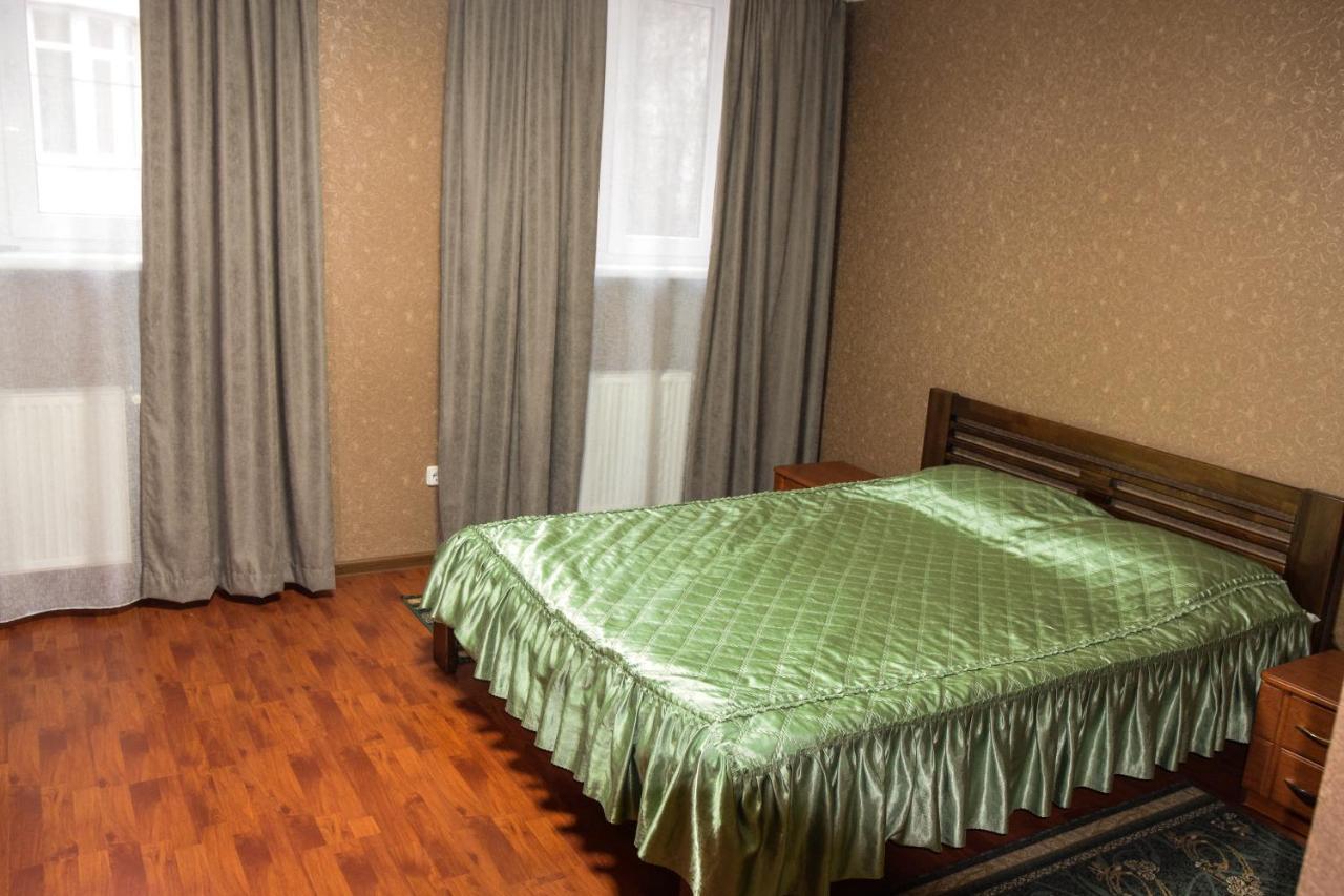 Gostynniy Dvir Hostelテルノーピリ エクステリア 写真