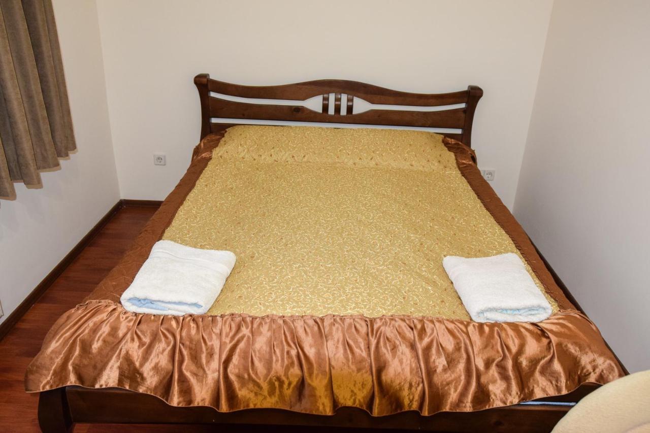 Gostynniy Dvir Hostelテルノーピリ エクステリア 写真